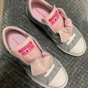 Chuck Taylor Converse Sneakers Slip (no tie)